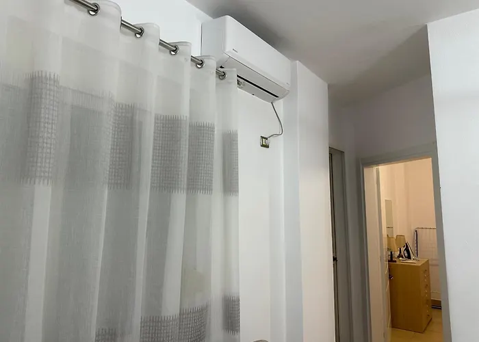 Shell 2 Apartament Golem (Tirana)