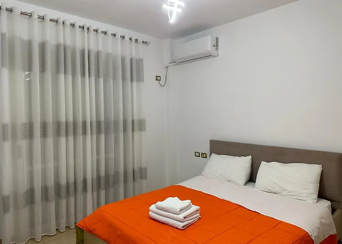 Shell 2 Apartament Golem (Tirana)