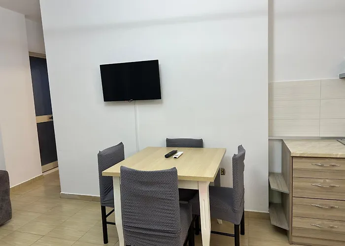 Apartament Shell 2 *