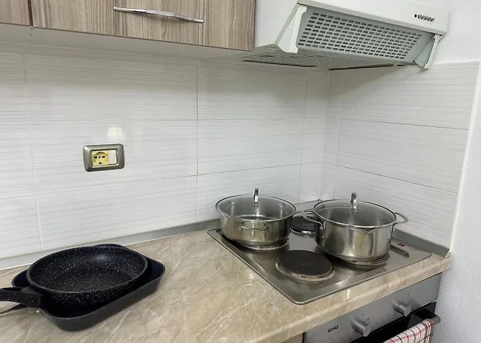 Shell 2 Apartament Golem (Tirana)