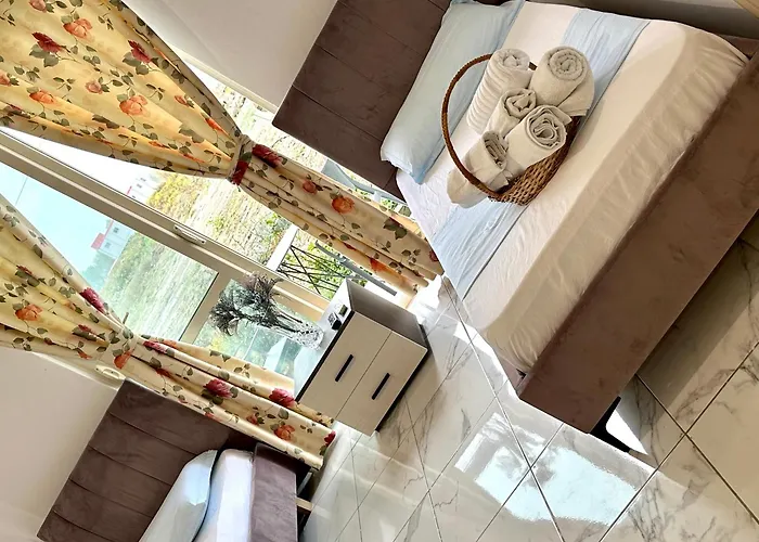 Shell 2 Apartament *