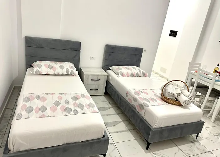 Shell 2 Apartament *