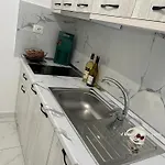 Shell 2 Appartement Golem (Tirana)