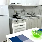 Appartement Shell 2 *