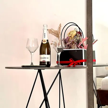 Apartment Shell 2 *